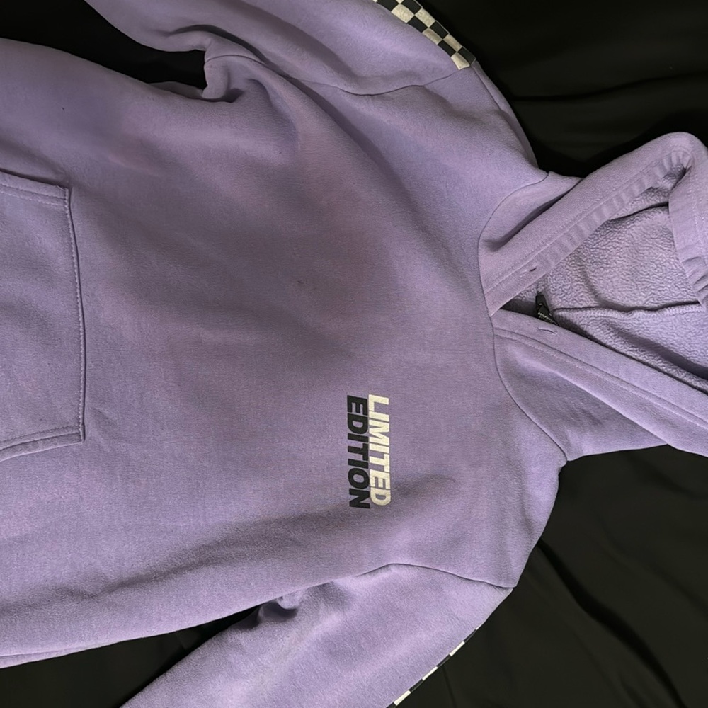 Women’s Sweatshirt Size Medium